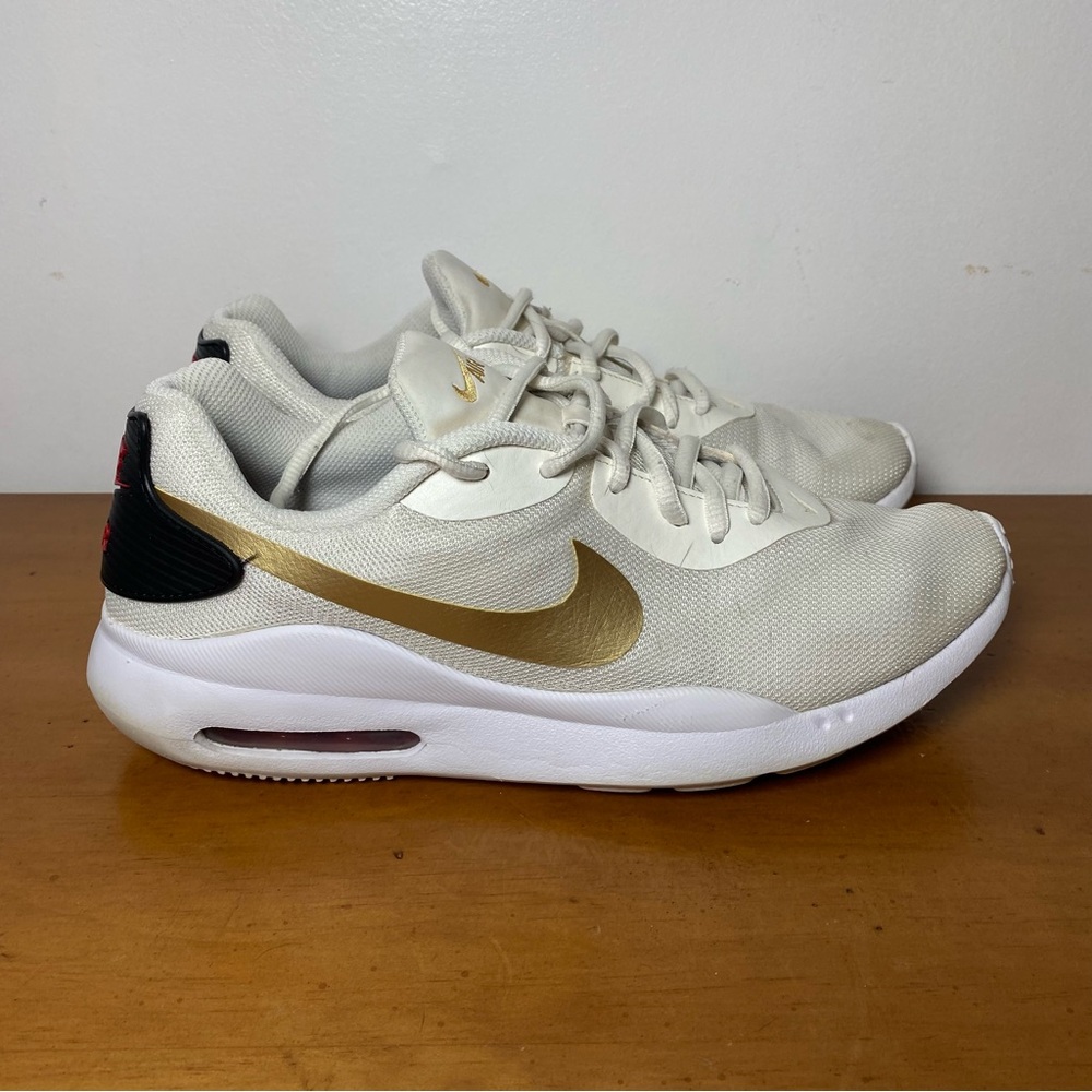 Nike Air Max Women’s 10 Oketo Sail White Metallic Gold Running Shoes AQ2231-105